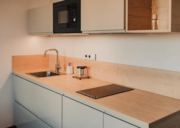 Apartman Beautiful New Studio, 400m From The Square *