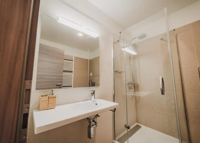 Beautiful New Studio, 400m From The Square Apartman *